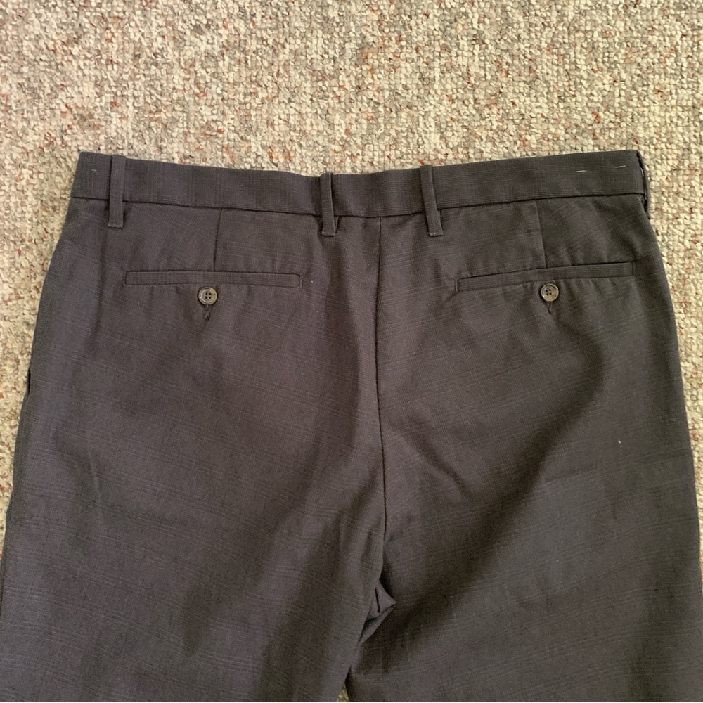 Gap Khakis Tailored Straight Fit Grey Pants - Picture 5 of 10